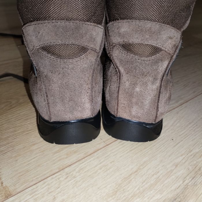 Bocanci La Sportiva nr. 39