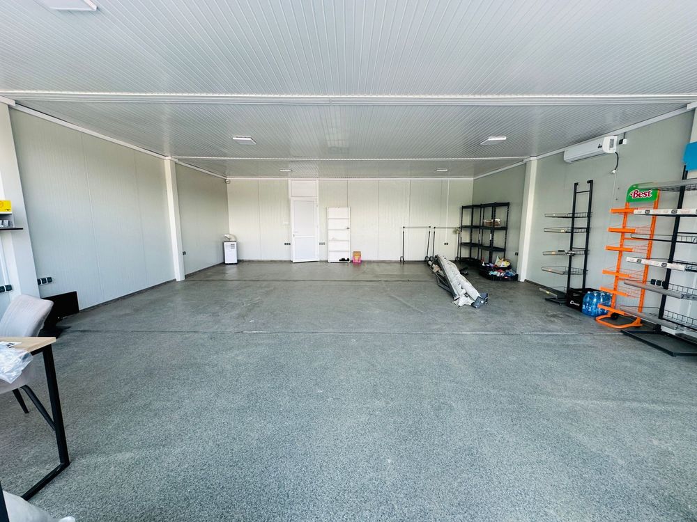Spatiu comercial+teren