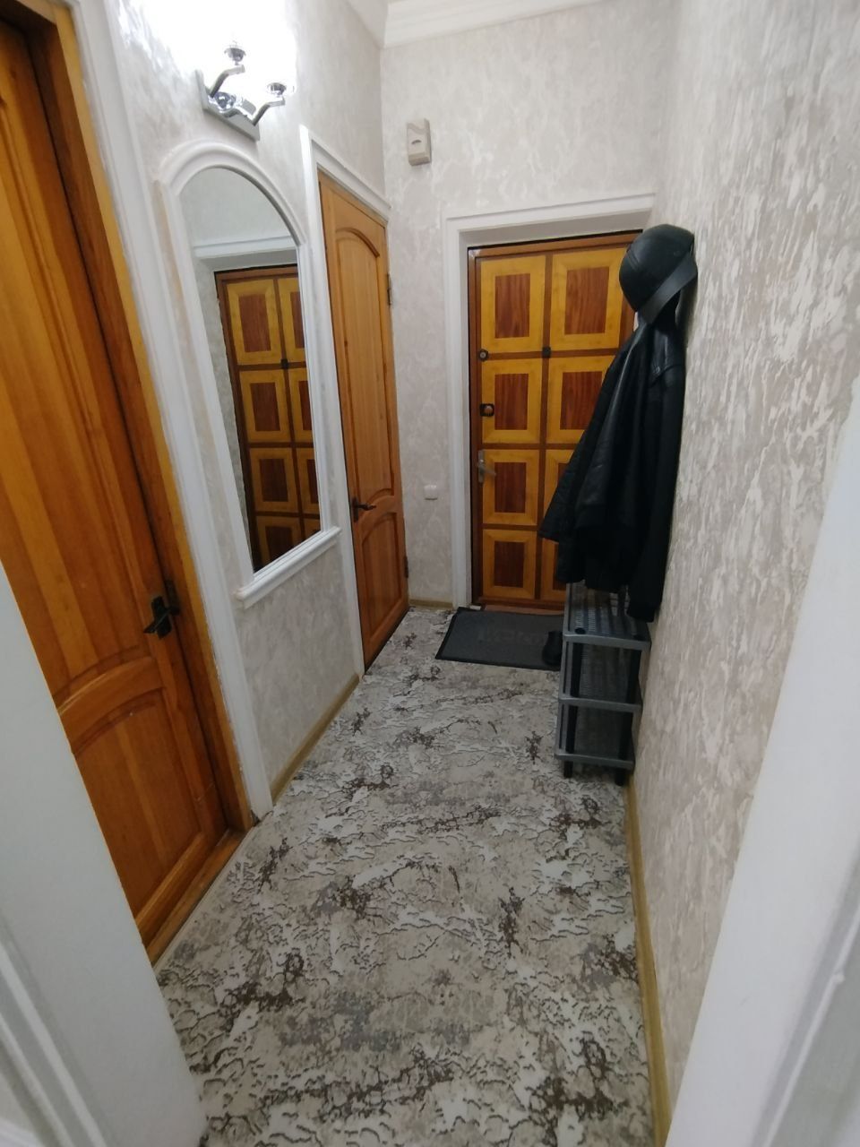 Сдам сваю В Чиланзаре 16кв 2/2/4