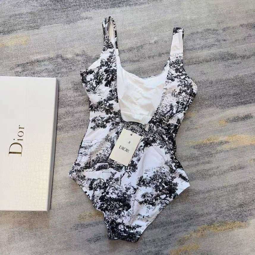 Costume de baie pentru femei de Dior 76-43