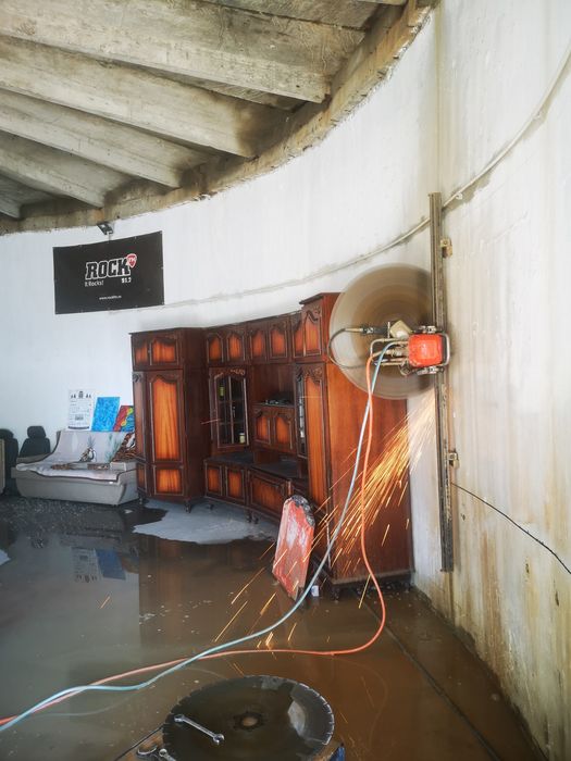 Tăieri pereți Demolări Carotări