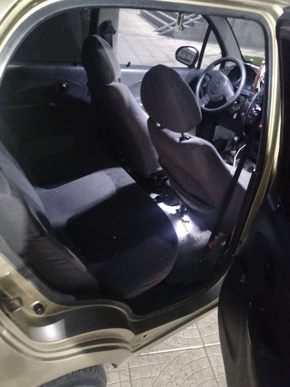Matiz mx 2007 yil tilla rang