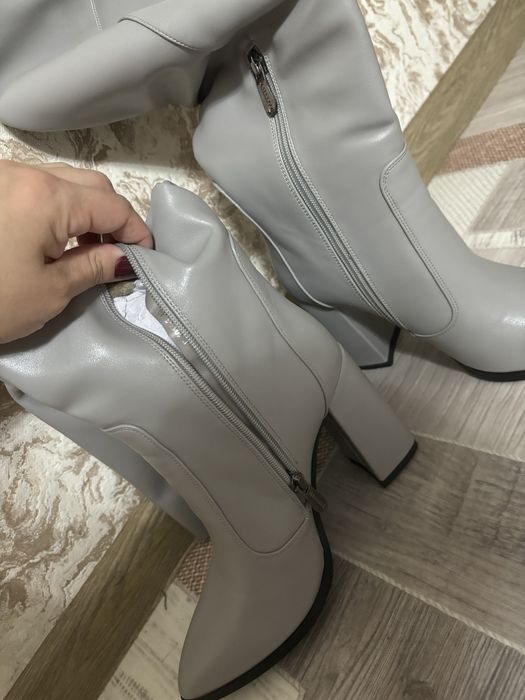 Продам осенние сапоги