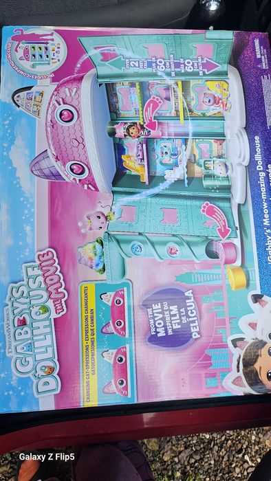 Casuta gabby dollhouse movie noua