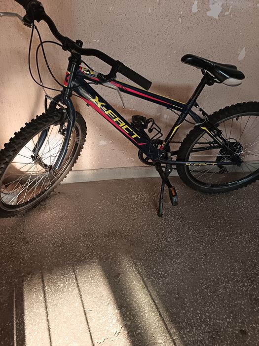 Vând biciclete5-7ani,9-14ani,stare foarte bună.