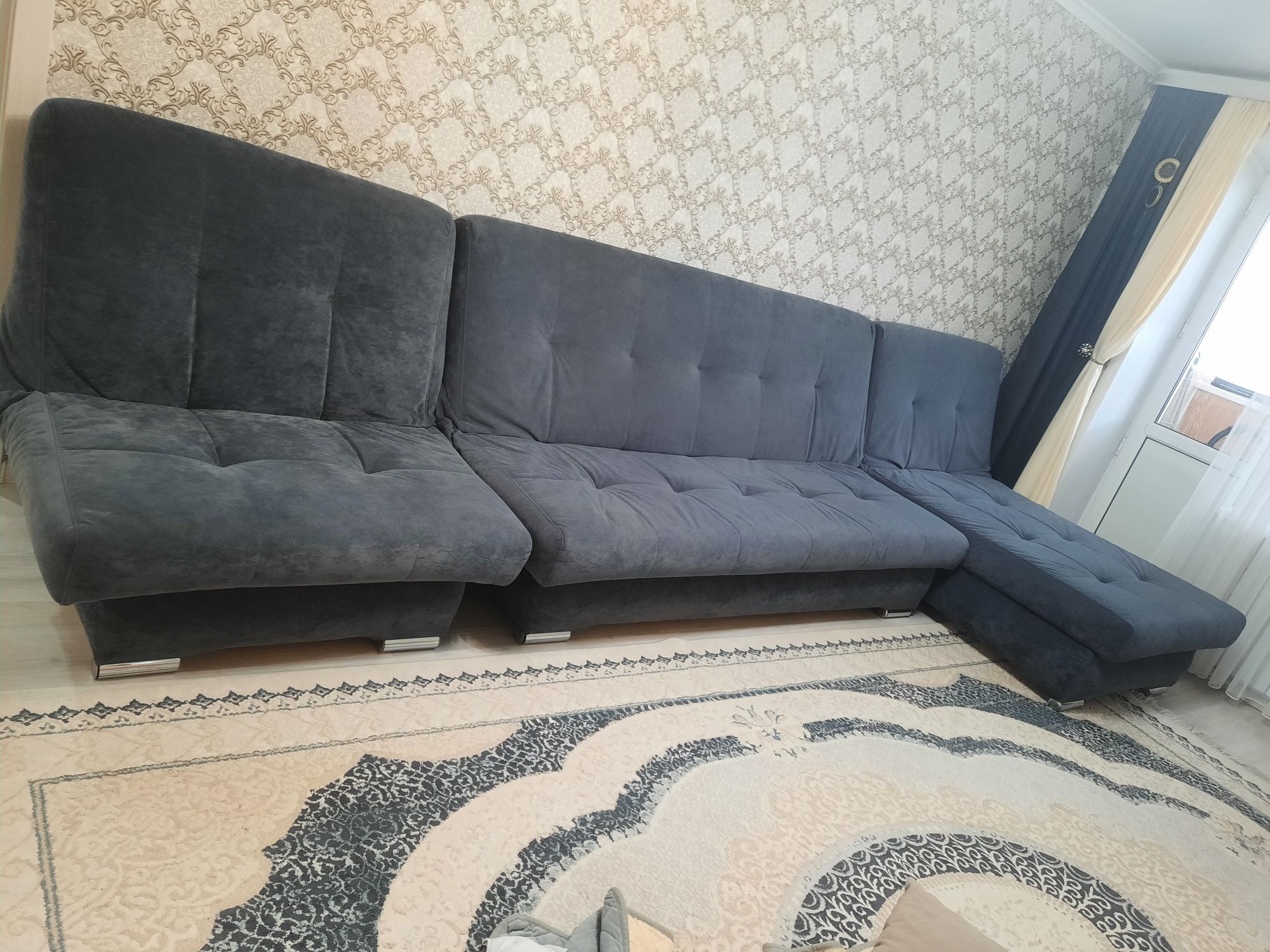 Продам диван с креслом и атаманкой