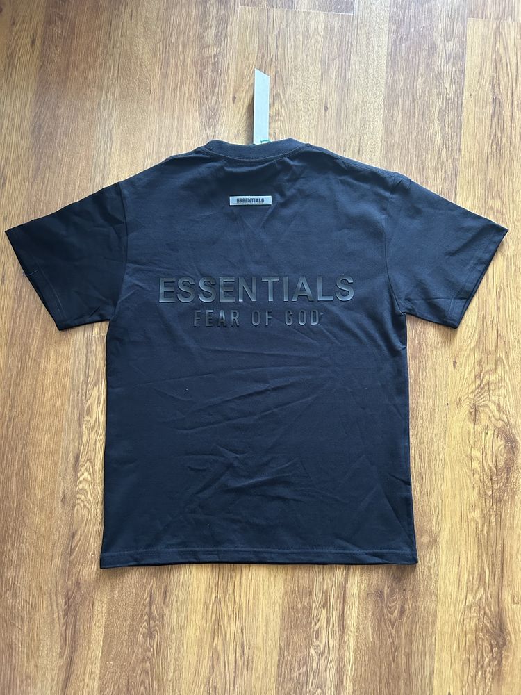 Essentials тениска