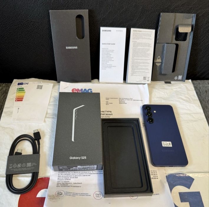 КАТО НОВ 256GB Samsung S25 Гаранция ЕМАГ 2027 Navy / Син