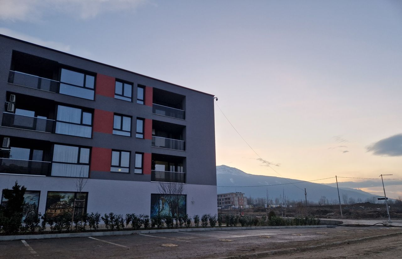 Продава се Двустаен апартамент в София, Красно село - 65 кв.м за 2570 €/кв.м - Снимка #15