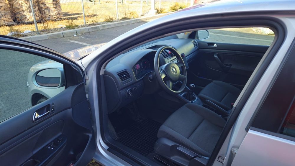 Vând vw golf 5 1.9 diesel