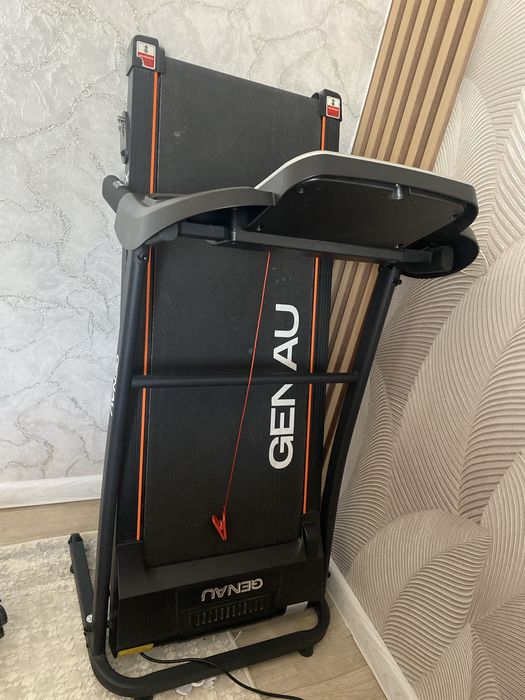 Беговая дорожка Genau