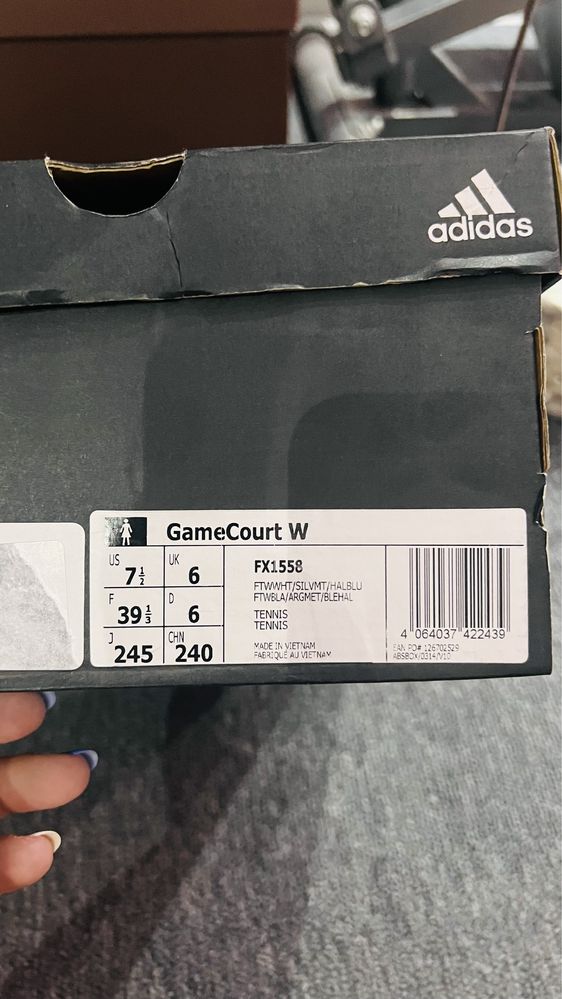 Adidas спортни маратонки-нови
