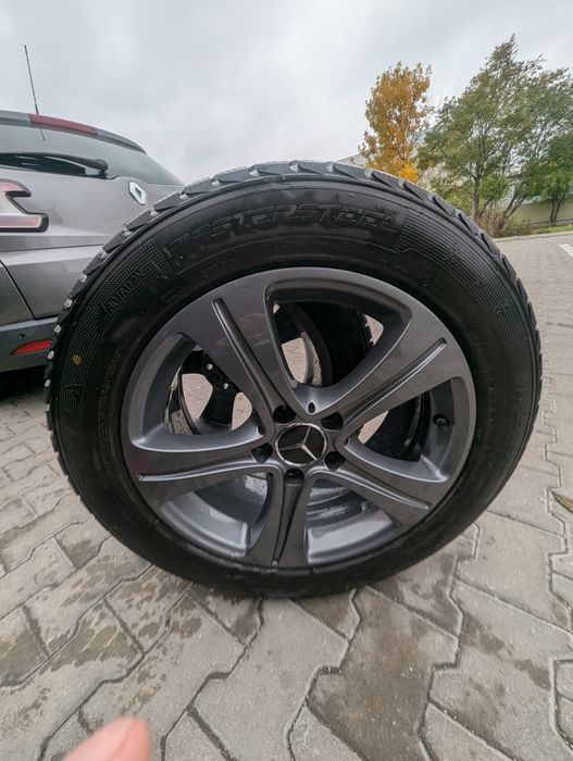 Vând jante Mercedes 17