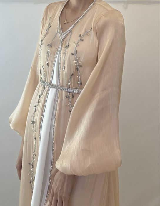 Нежное платье абайка