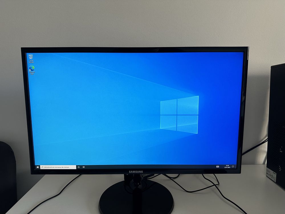 Desktop PC+Monitor