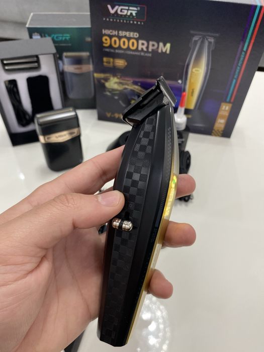 Тример+шейвър професионален комплект за бръснене