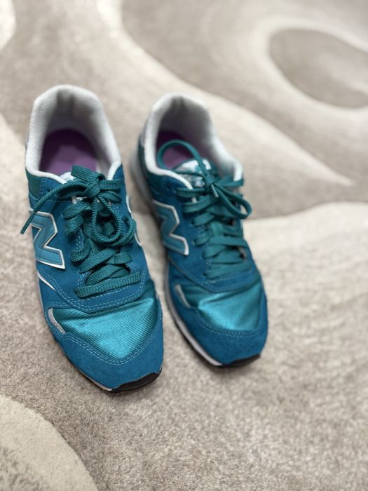 Adidasi New Balance marimea 40.5