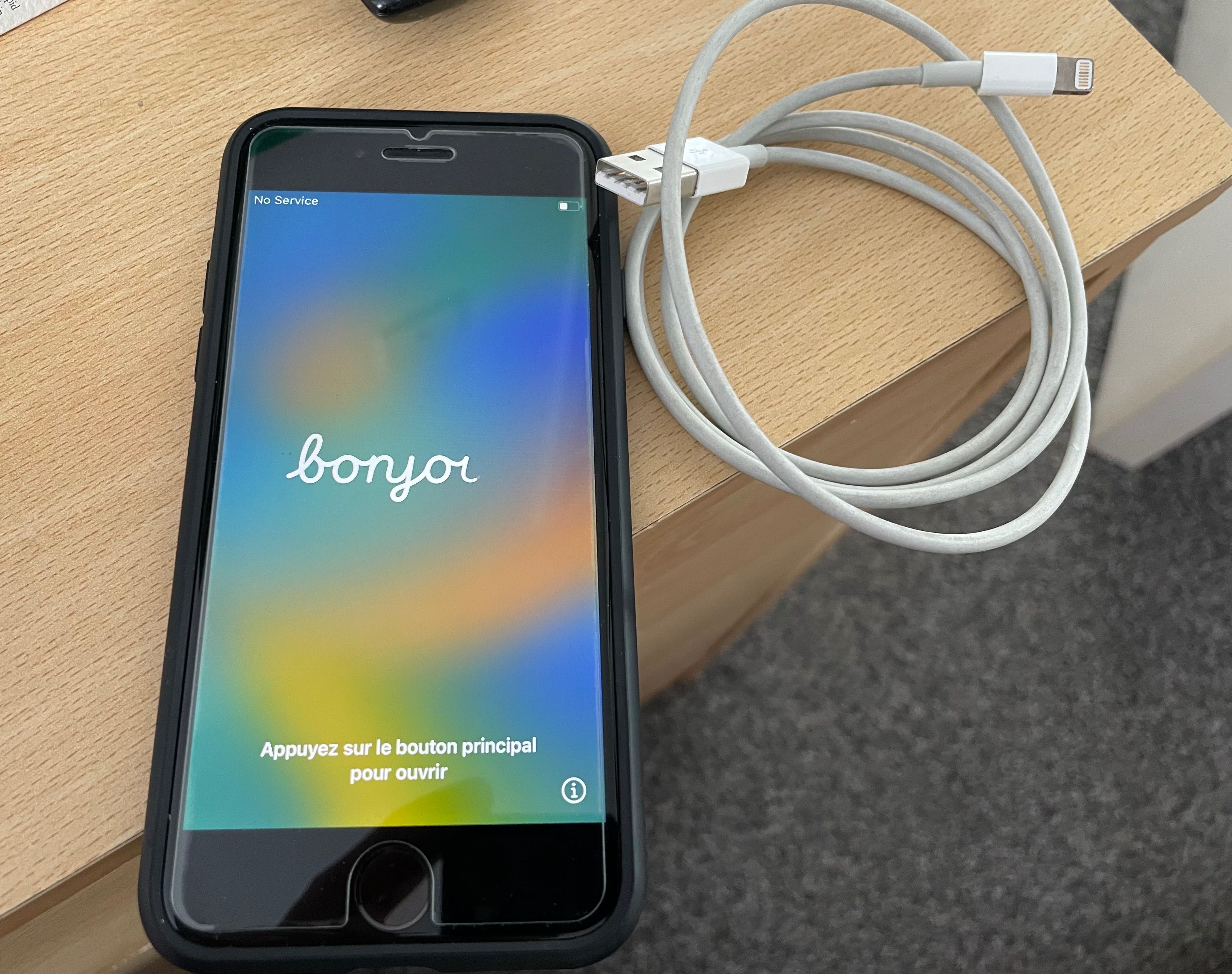iPhone 8 64 gb много запазен