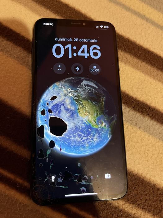 Vând Iphone xs max 256gb