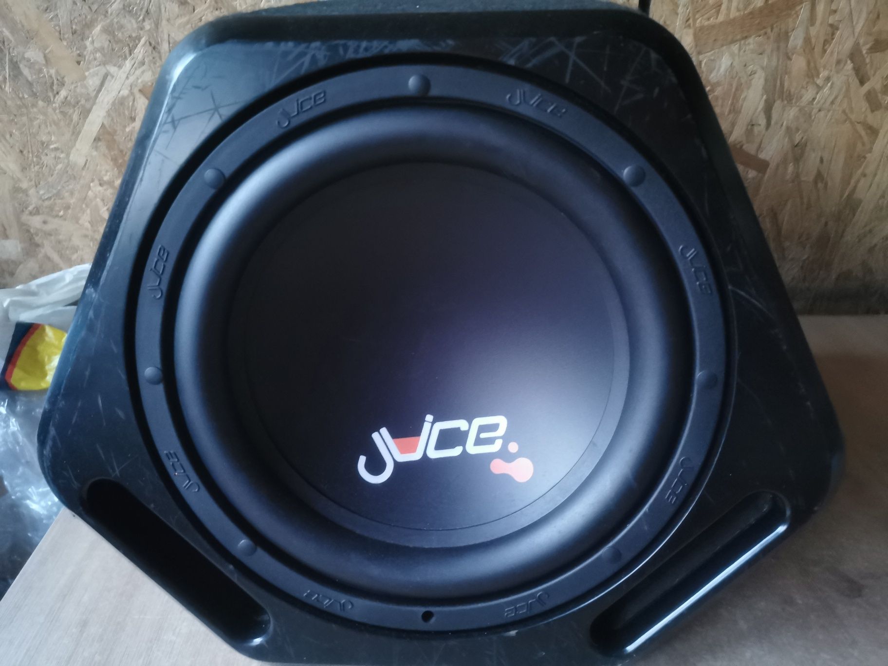 subwoofer activ Juice 300 watts rms