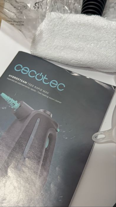 CECOTEC - aparat de curatat pe aburi
