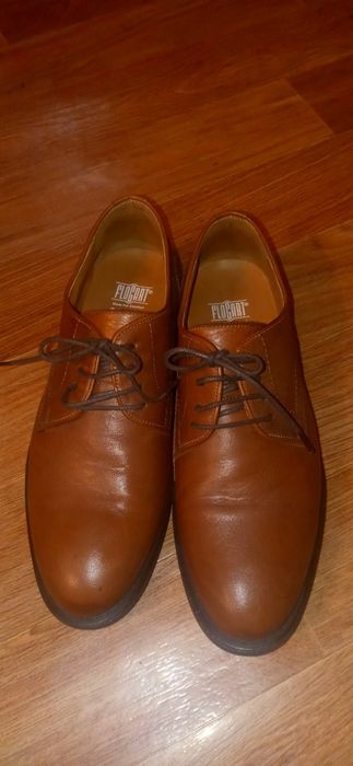 Продается мужская обувь