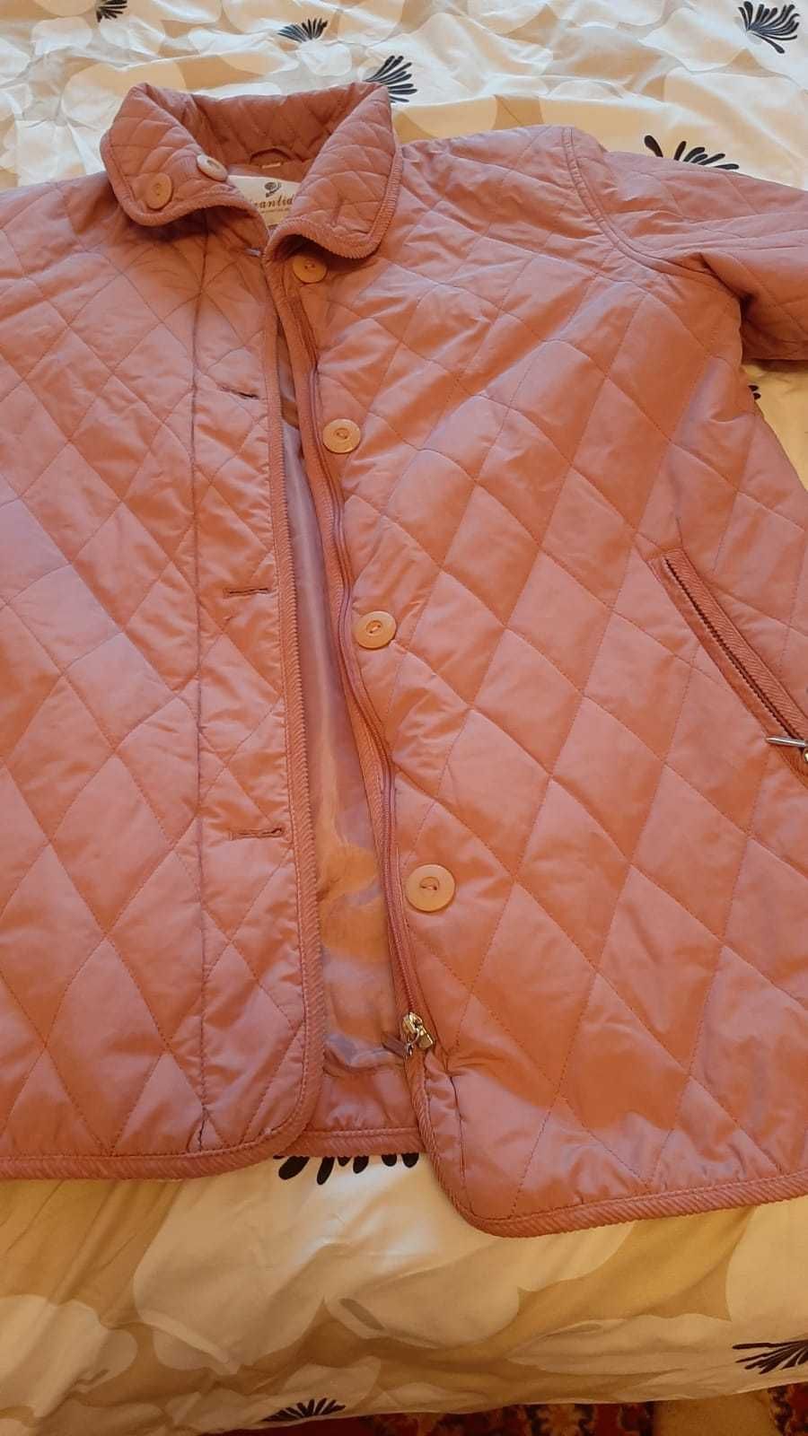 Женская демисезонная куртка размер 52-54 цена 5 000 тенге