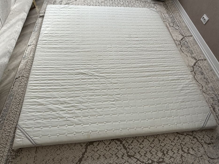 Продам топпер 180*200 см
