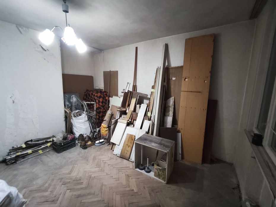 Подарявам дървен материал