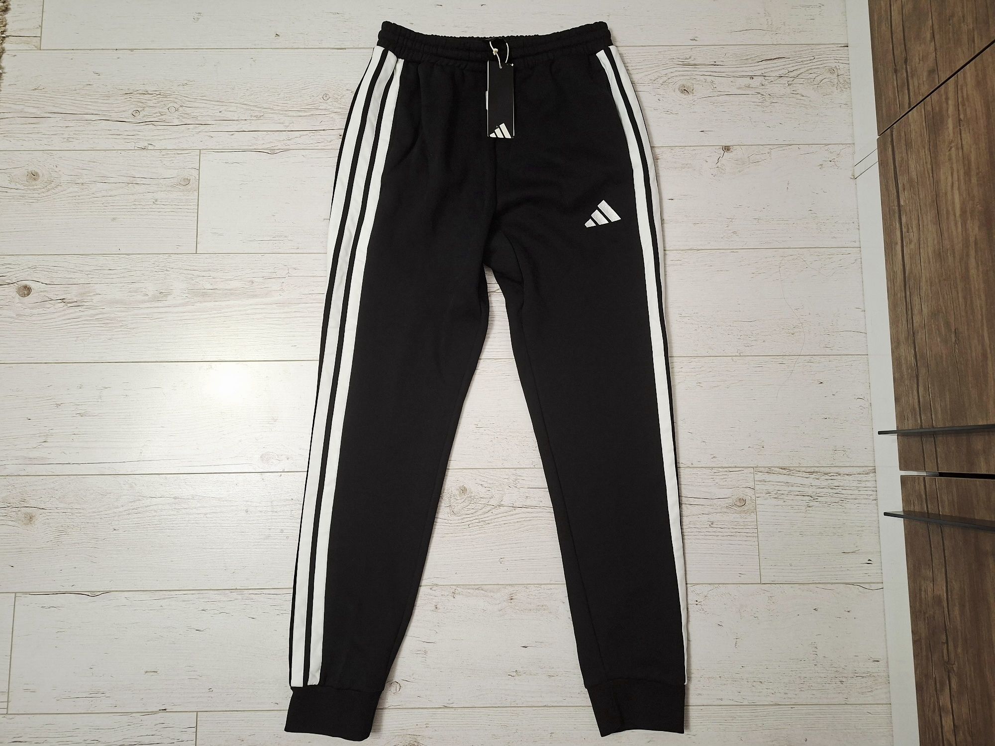 Adidas-Ориг. Долнище Ново!!!
