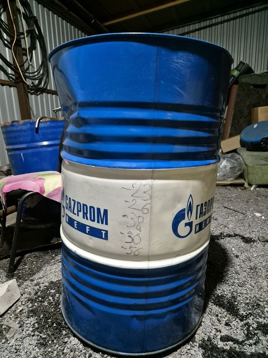 Продам бочку 200л