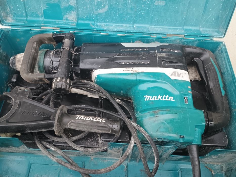 Ciocan demolator picamer Makita hr5212c Japonia
