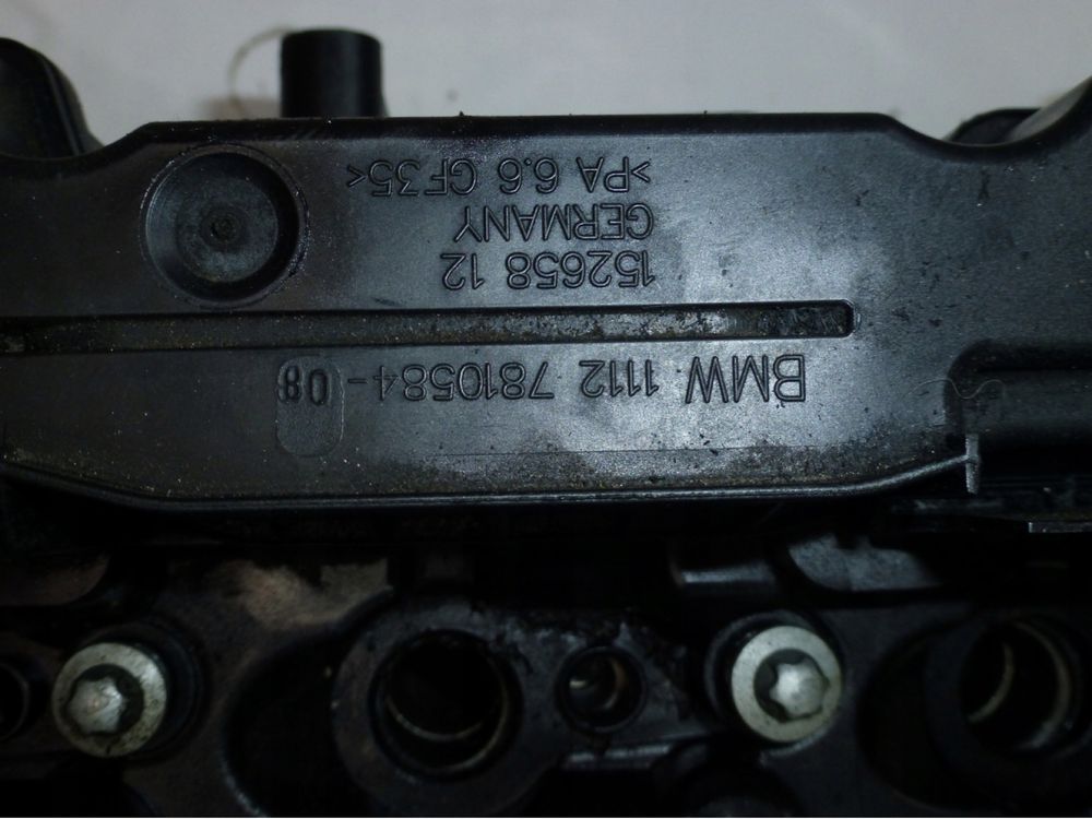 BMW F10 F20 F30 F45 E84LCI капак клапани за двигател N47