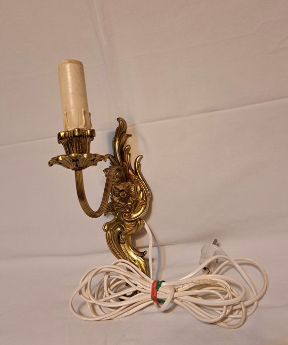 Месингови Аплици за стена