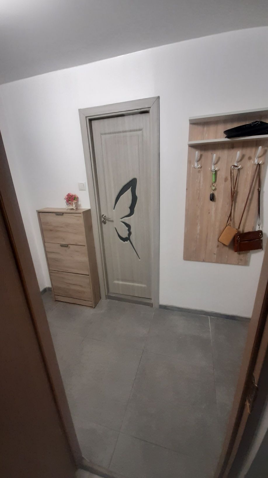 Proprietar închiriez garsonieră dublă 50 m²  loc de parcare Bragadiru