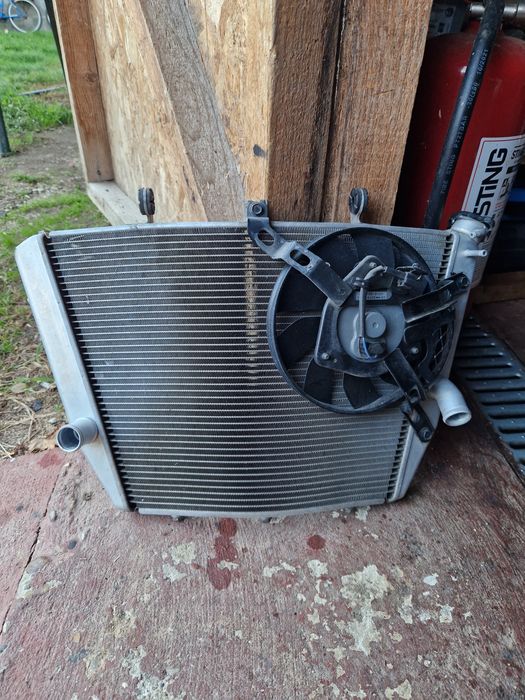 Vand Radiator Suzuki GSX-R 1000 K7    2007