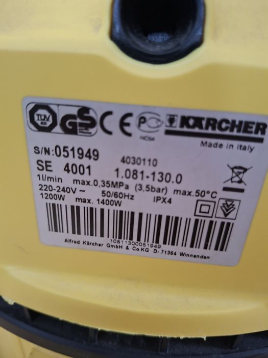 Продам пылесос Karcher SE 4001
