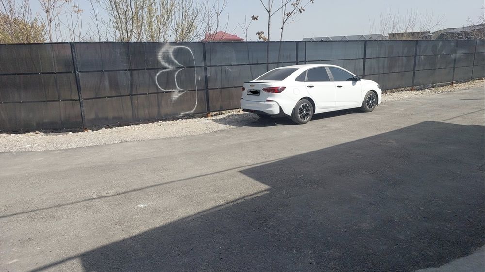 Продаю Шевроле Monza 1,3 T