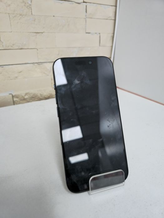 Iphone 15 Pro 128GB / 100% ( baterie after marchet )