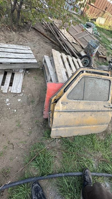 Продам запчасти на запарожец