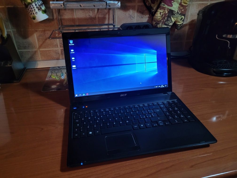 Acer Aspire 5742Z