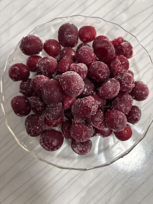 Вишня замороженная