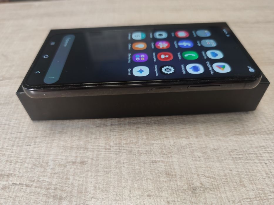 Samsung s23 256GB 8GB Black Като нов!
