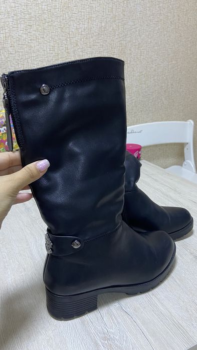 Продам обувь женскую