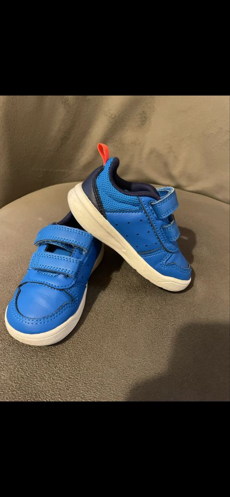 Детски маратонки, обувки и сандали Adidas, Nike, Crocs 19-23 номер