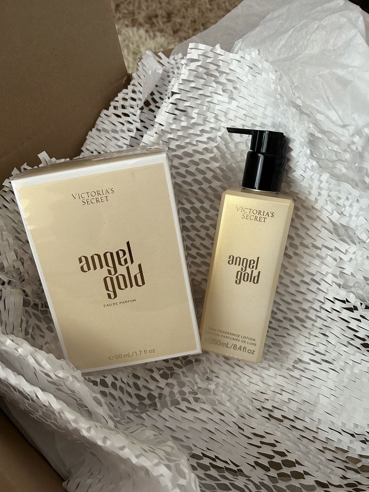 Victoria’s Secret Gold Angel set