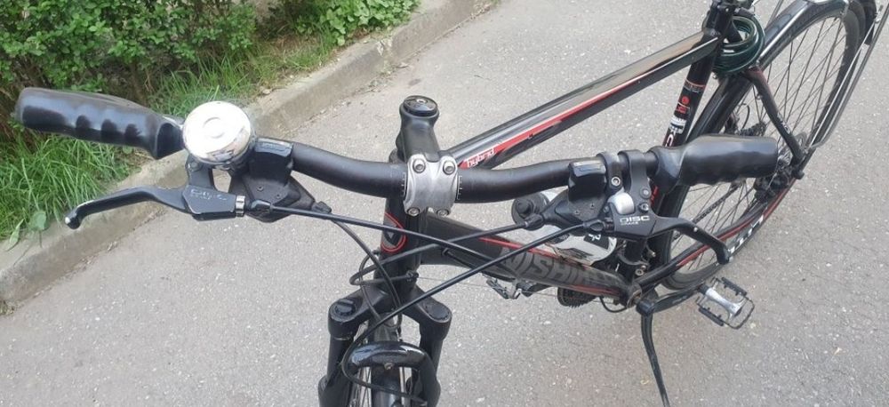 Vând bicicleta de oraș urgent!!-răspund doar la telefon