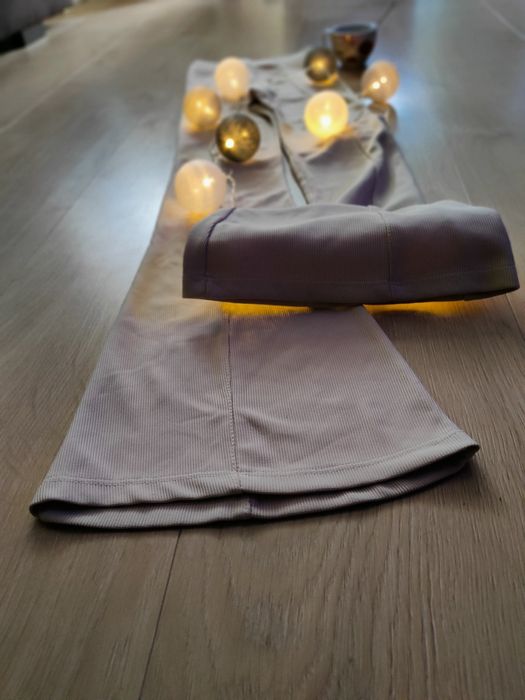 Стилен панталон Bershka