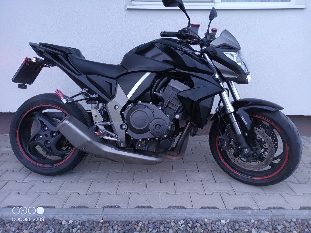 Honda cb 1000 rr