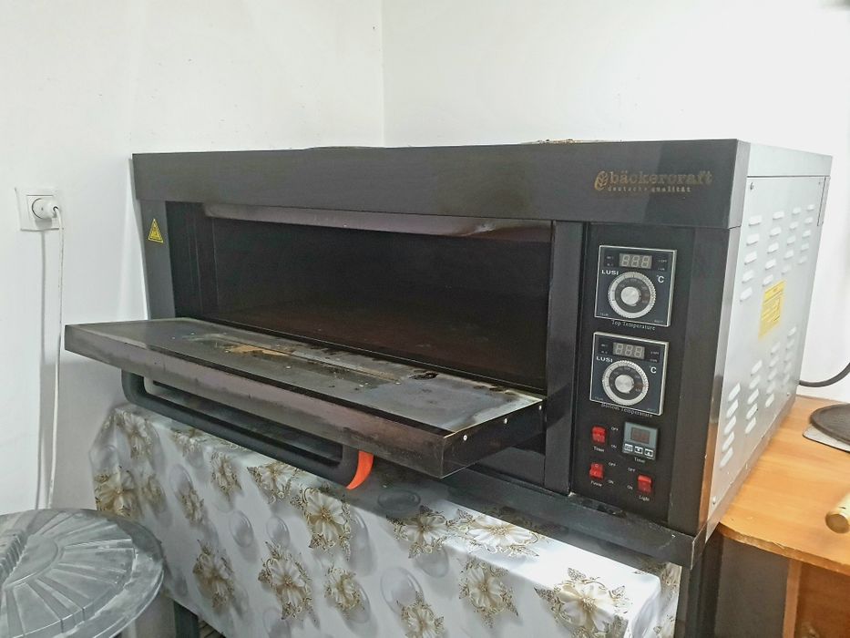 Жарочный шкаф , пицца печь, самса печь